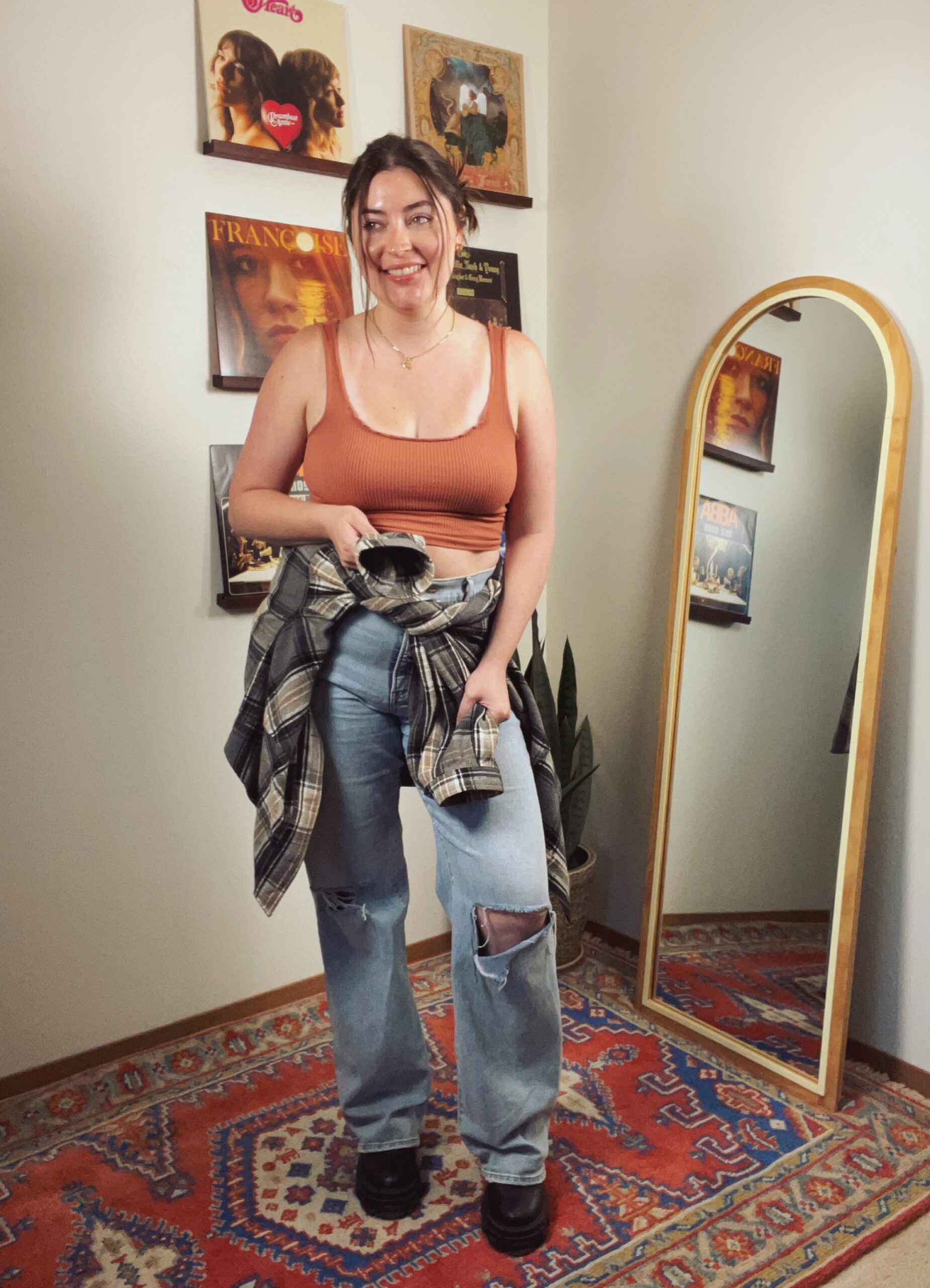 Flannel Tied Around Your Waist—The Ultimate Grunge Accessory