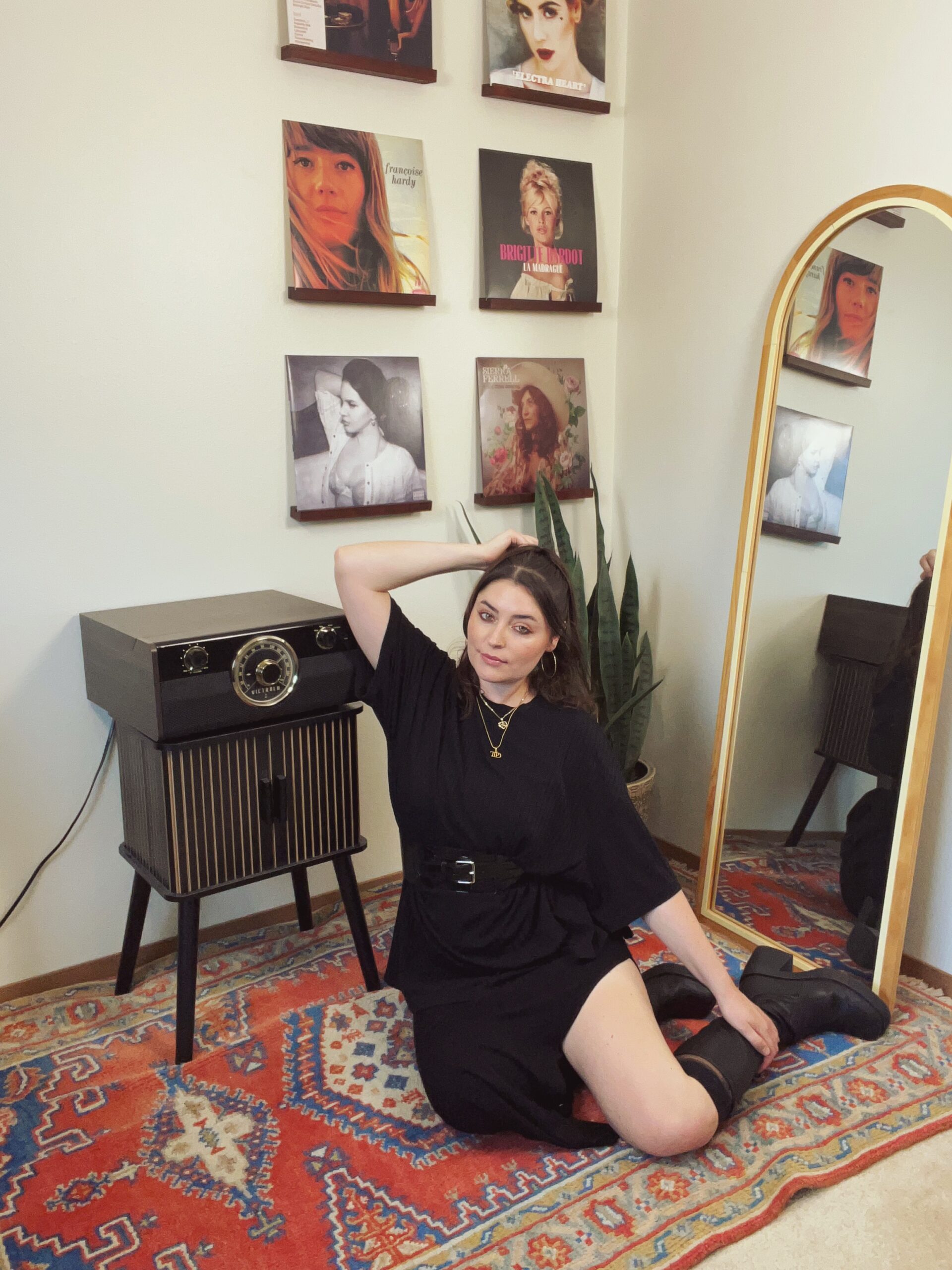 Leaning Into the Dark Feminine Aesthetic in All Black