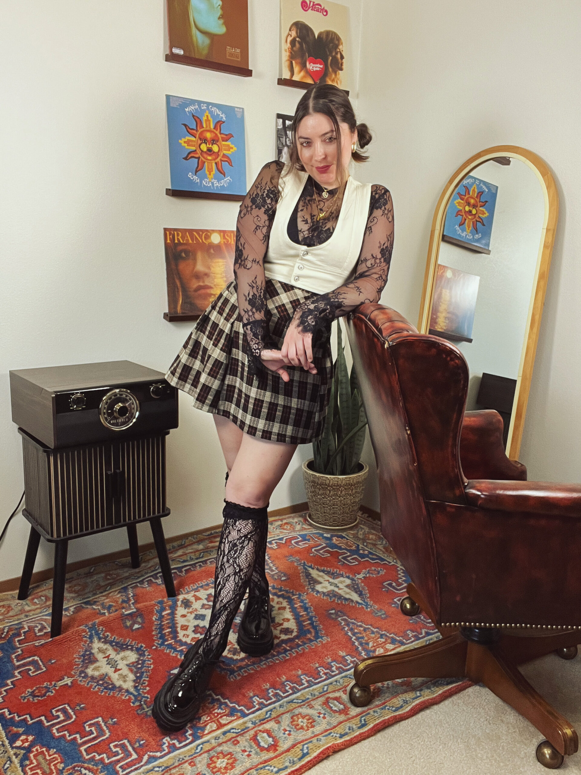 Mixing Lace & Plaid Is a Game You’ll Never Lose