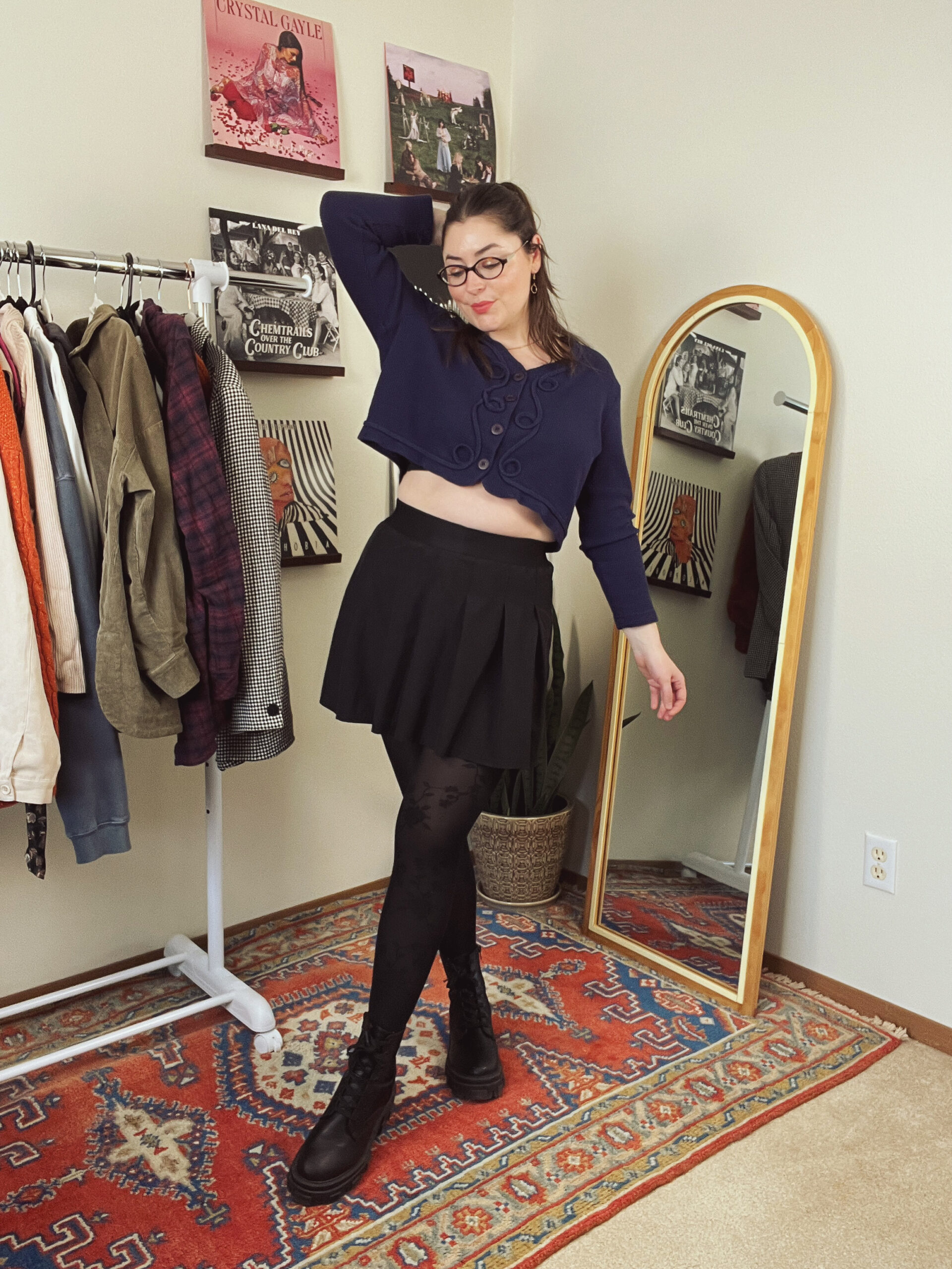 What Does Edgy & Feminine Style Look Like Anyway?