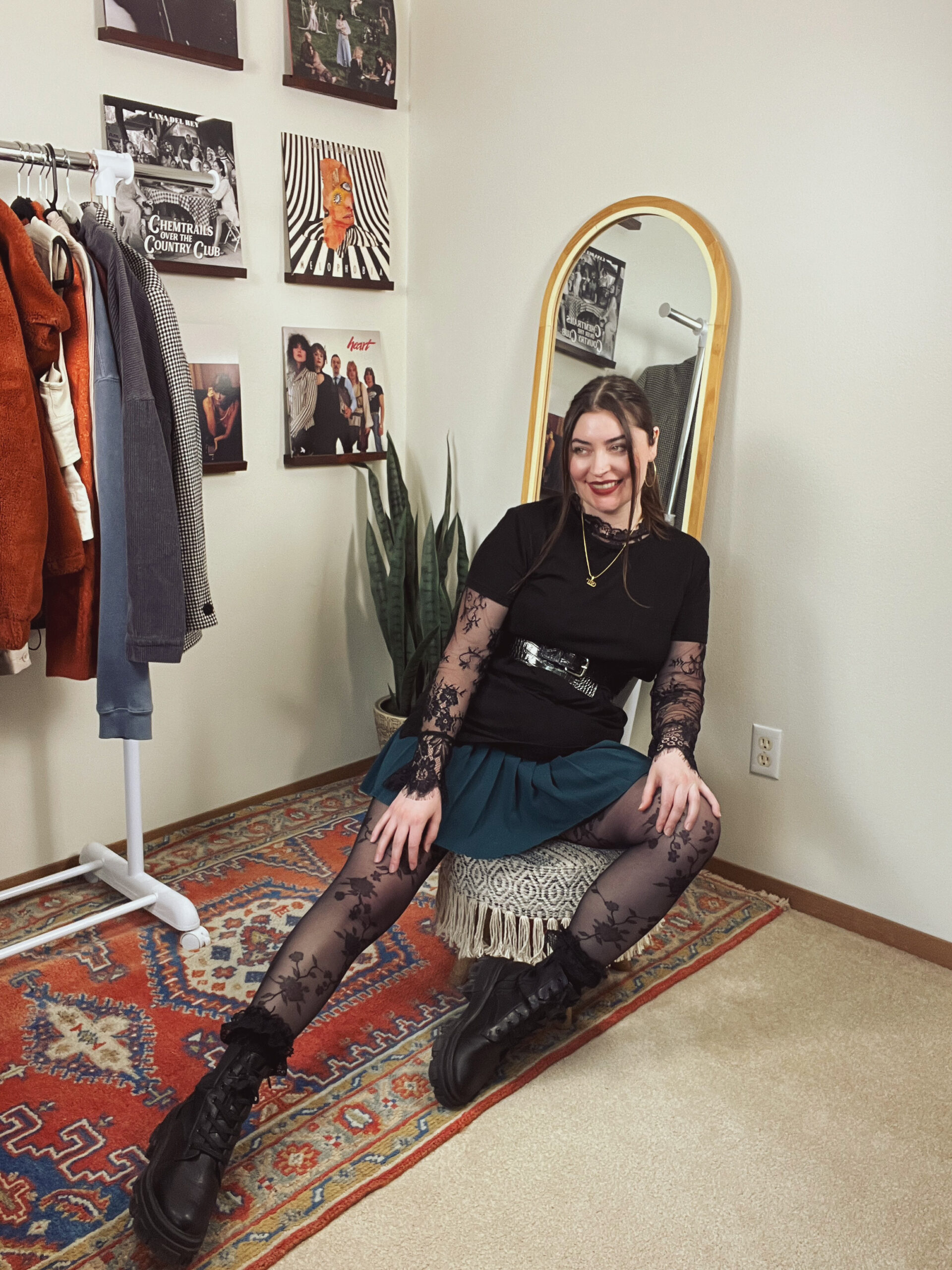 The Alt Girl Outfit That Is Date Night Ready